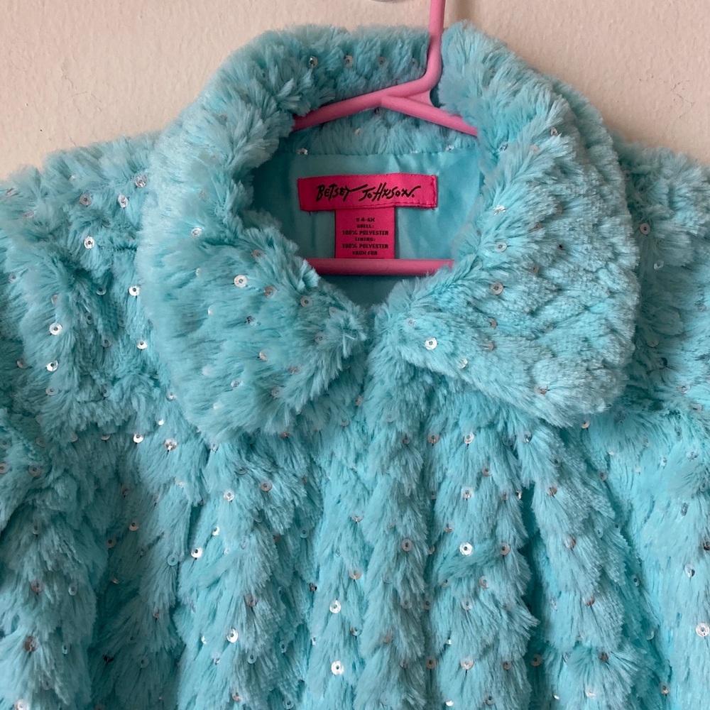 Betsey Johnson Light Blue/Aqua Faux Fur with Sequin Girls’ Cape Sz S(4-6 years) - Picture 9 of 10